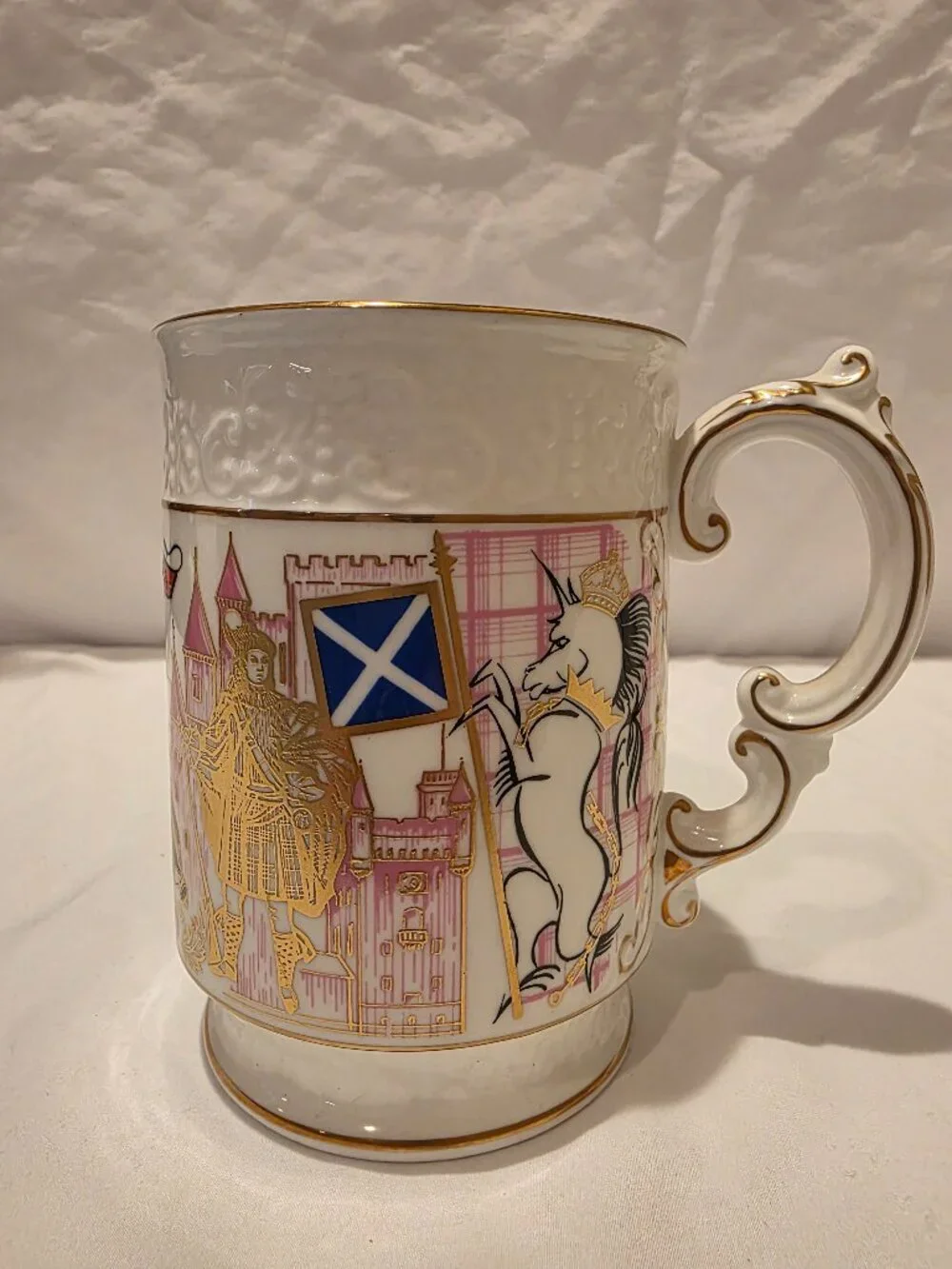 COALPORT ENGLAND VINTAGE THE SCOTTISH SCENE BONE CHINA MUG GOLD GILT TRIM